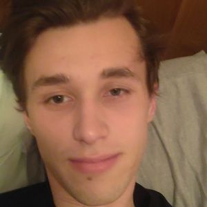 Meet your Posher, Kyle